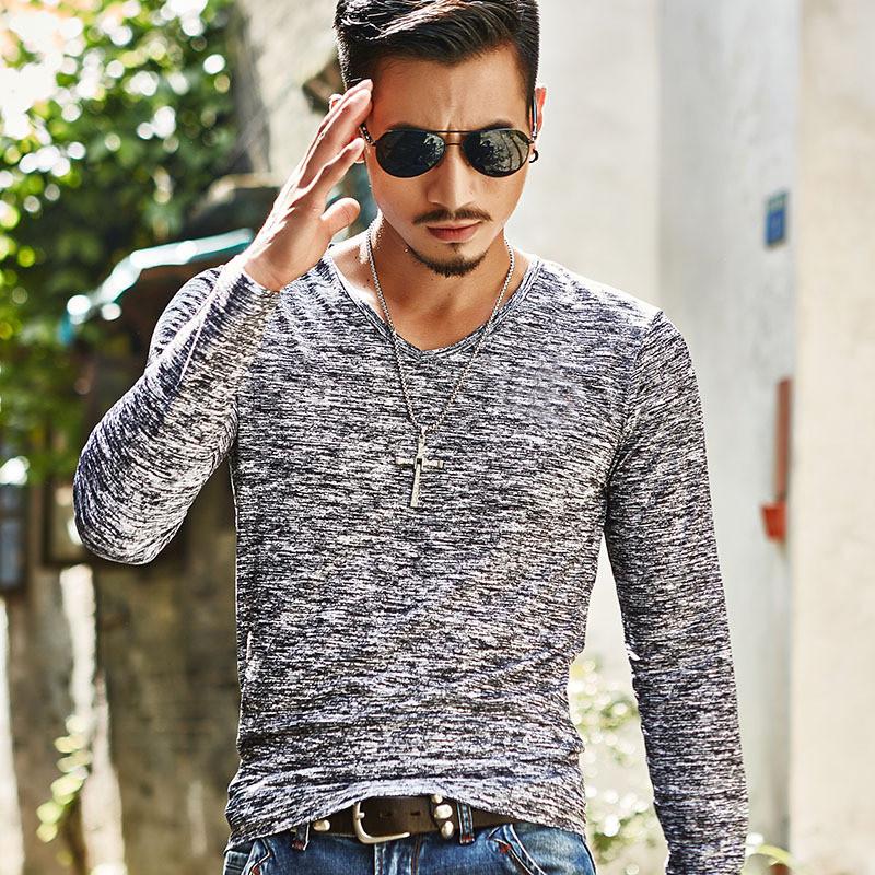 V-Neck Slim Fit Long Sleeve